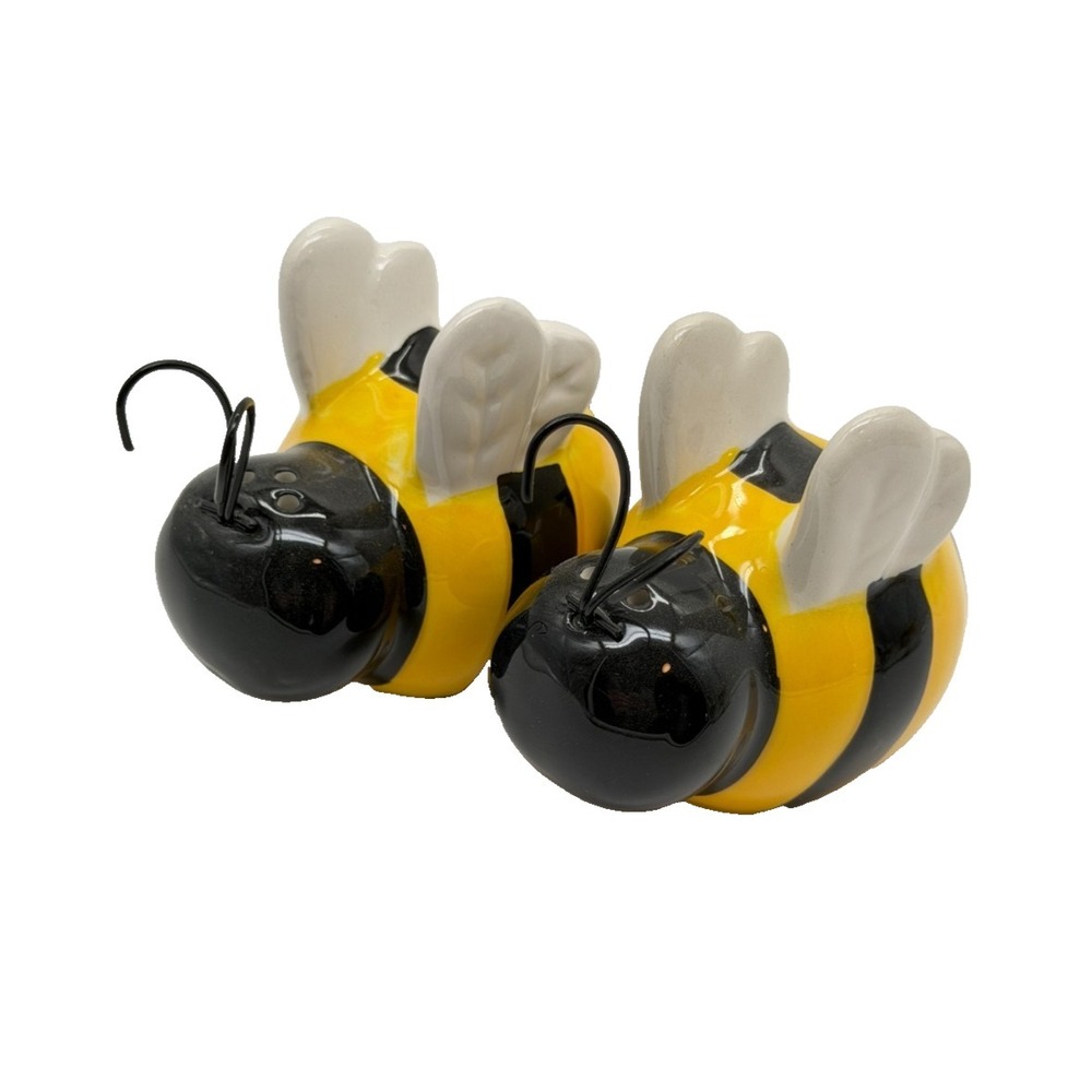 Ceramic Bumble Bee with Wire Antennae Salt & Pepper Shakers Garden Farmhouse